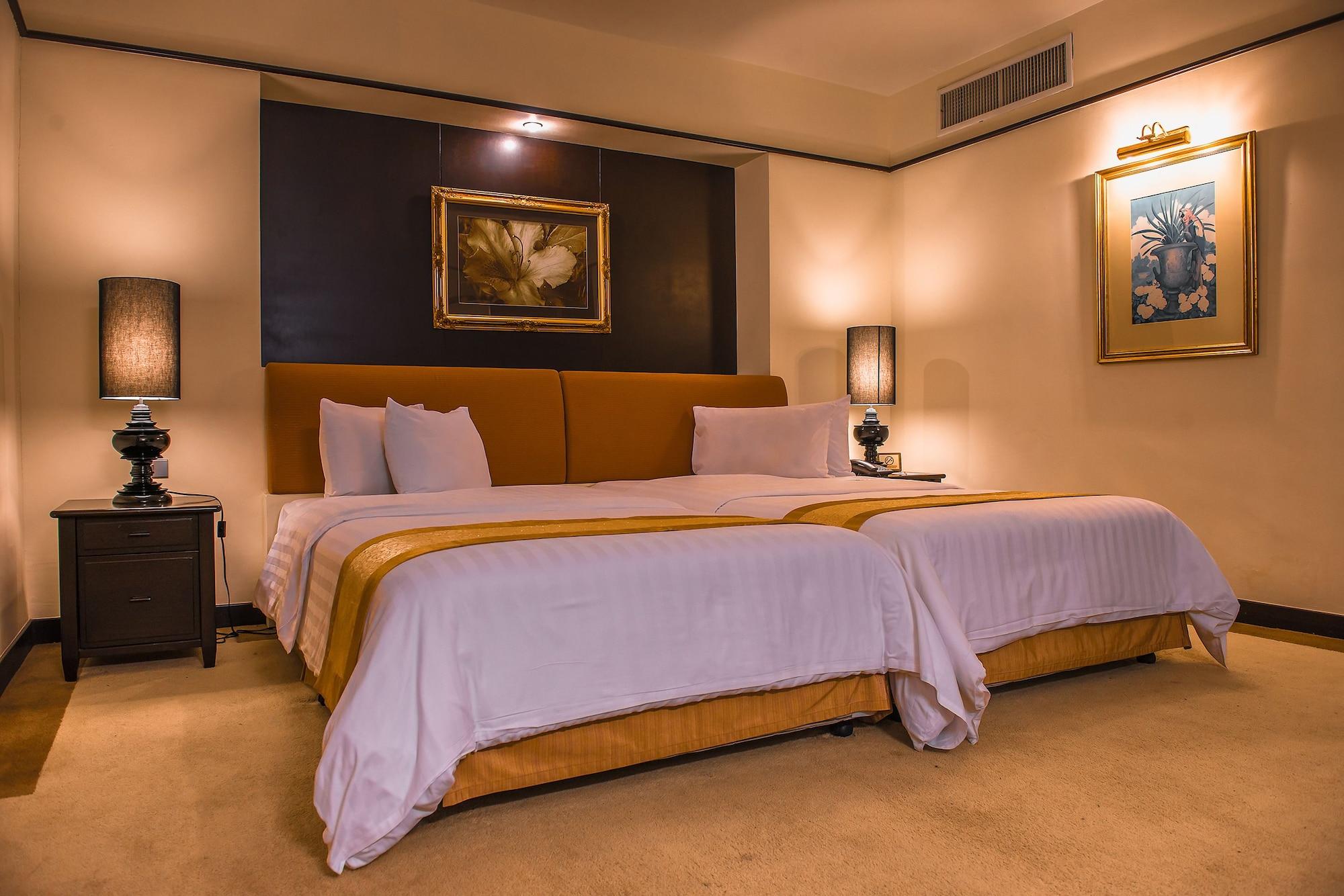 Pantip Suites Banguecoque Exterior foto
