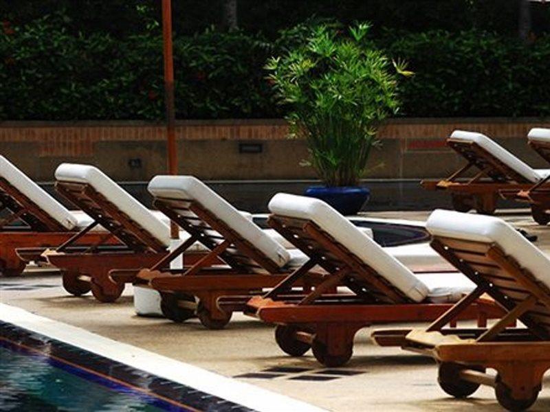 Pantip Suites Banguecoque Exterior foto
